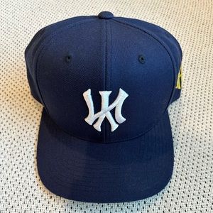 KILL THE HYPE EXCLUSIVE YANKEES SNAPBACK WITH UPSIDE DOWN LOGO KTHLA